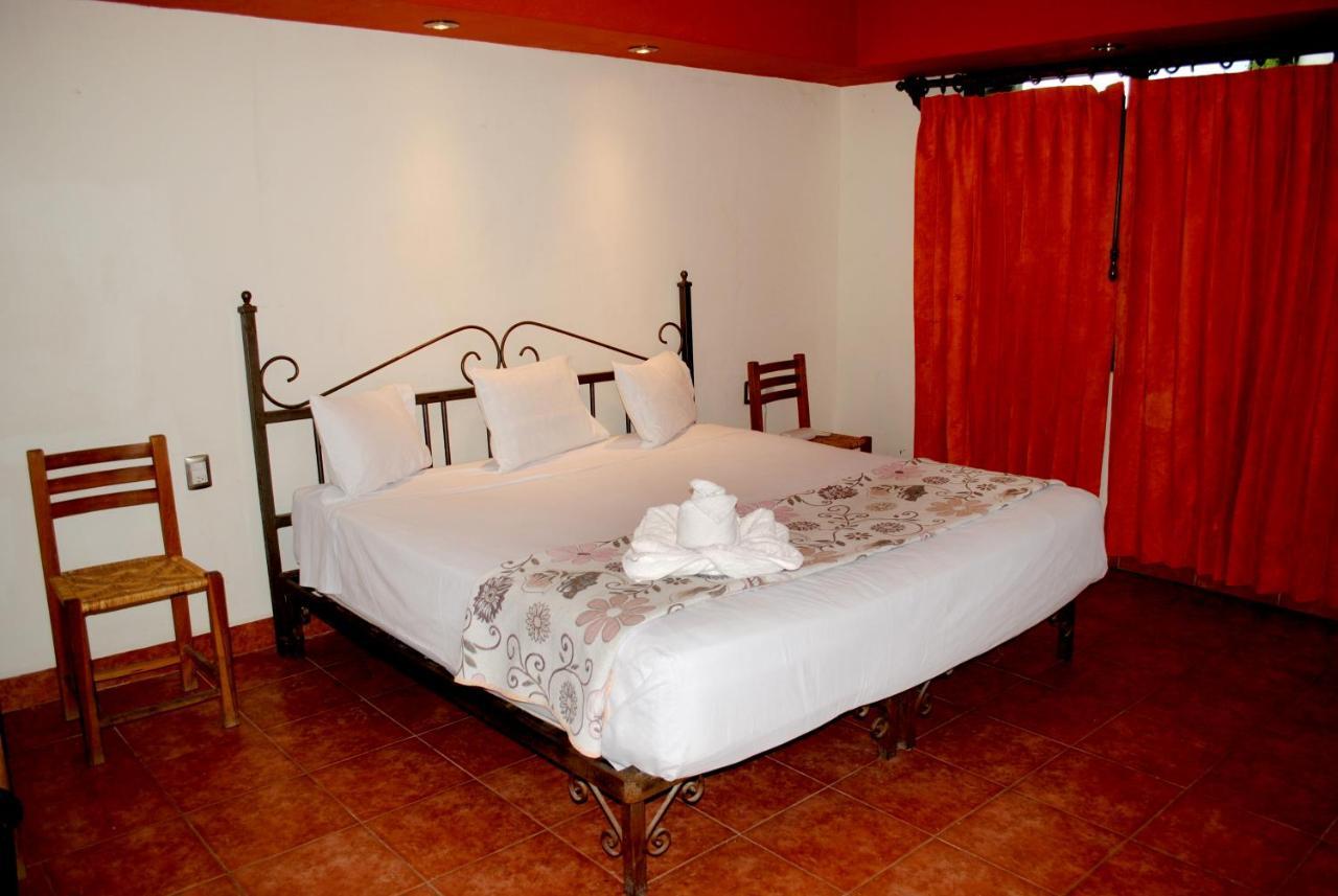 Hotel Maya 2012 Amacuzac Extérieur photo